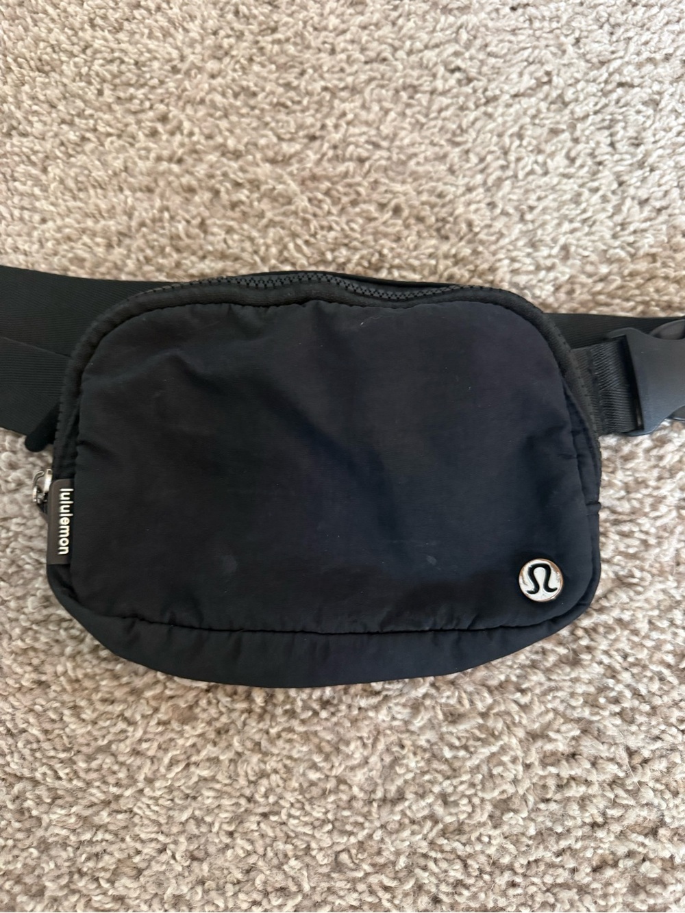 lululemon athletica Black Compact Belt Bag